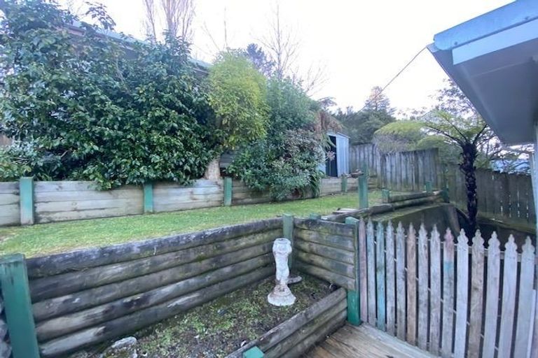 Photo of property in 204 George Street, Stokes Valley, Lower Hutt, 5019