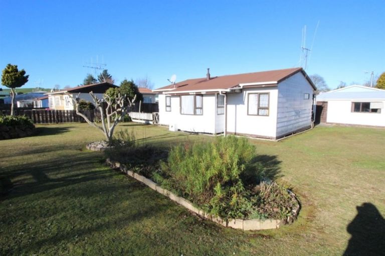 Photo of property in 11 Baird Road, Tokoroa, 3420