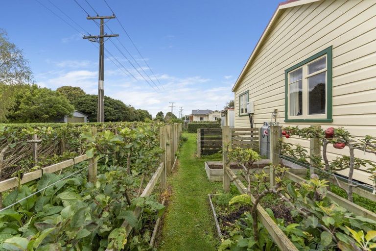 Photo of property in 127 Sowry Road, Woodville, 4920