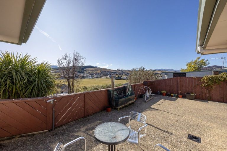 Photo of property in 73 Totara Terrace, Wanaka, 9305
