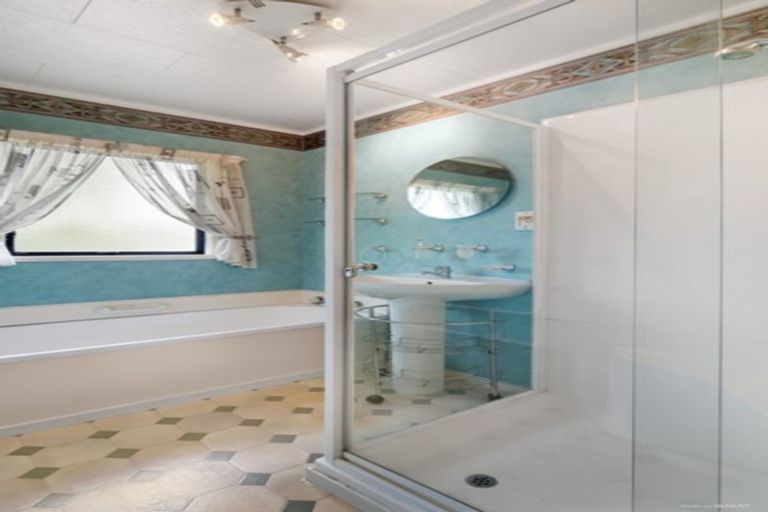 Photo of property in 2/44 Gills Avenue, Papakura, 2110