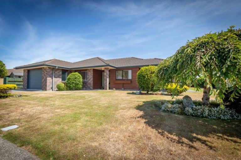 Photo of property in 84 Parata Street, Waikanae, 5036