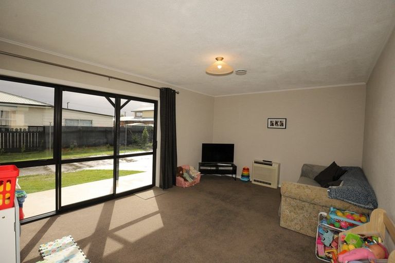 Photo of property in 61a Park Street, Winton, 9720