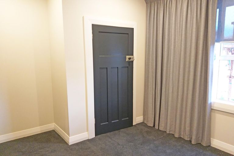 Photo of property in 64 Perth Street, South Hill, Oamaru, 9400