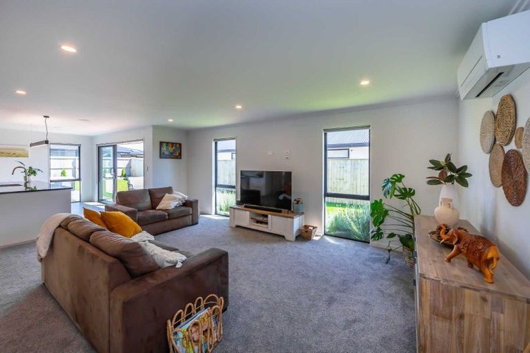 Photo of property in 16 Flock Street, Rolleston, 7615