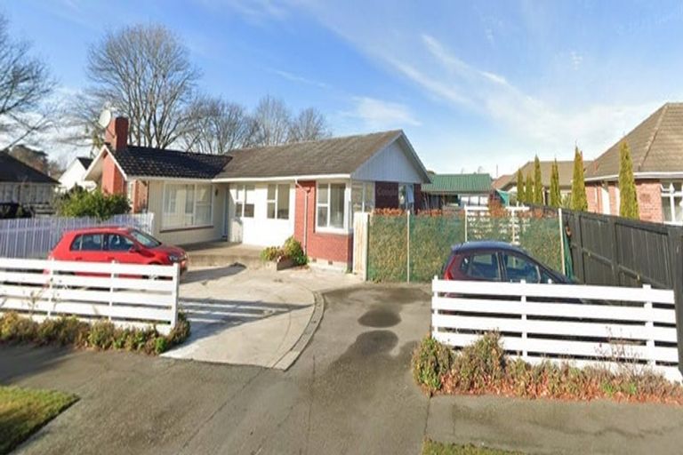 Photo of property in 7 Ballantyne Avenue, Upper Riccarton, Christchurch, 8041