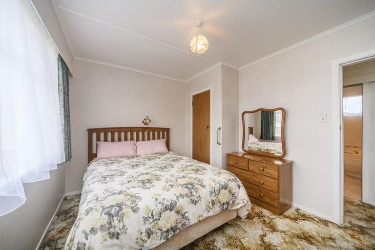 Photo of property in 27 Galway Avenue, Hokowhitu, Palmerston North, 4410