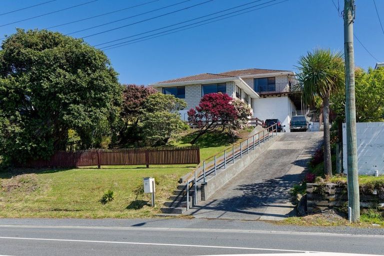 Photo of property in 72 Churchill Street, Kaikoura, 7300