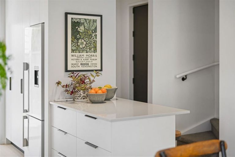 Photo of property in 2/23 Strowan Avenue, Fairfield, Hamilton, 3214