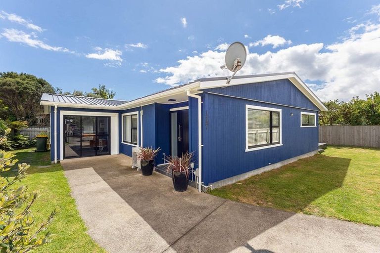 Photo of property in 127 Tilley Road, Paekakariki, 5034