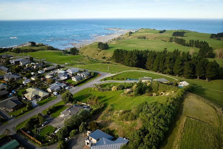 Photo of property in 4 Endeavour Place, Kaikoura, 7300