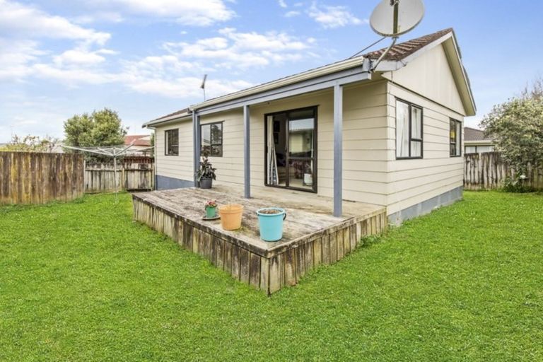 Photo of property in 1/33 Secretariat Place, Randwick Park, Auckland, 2105