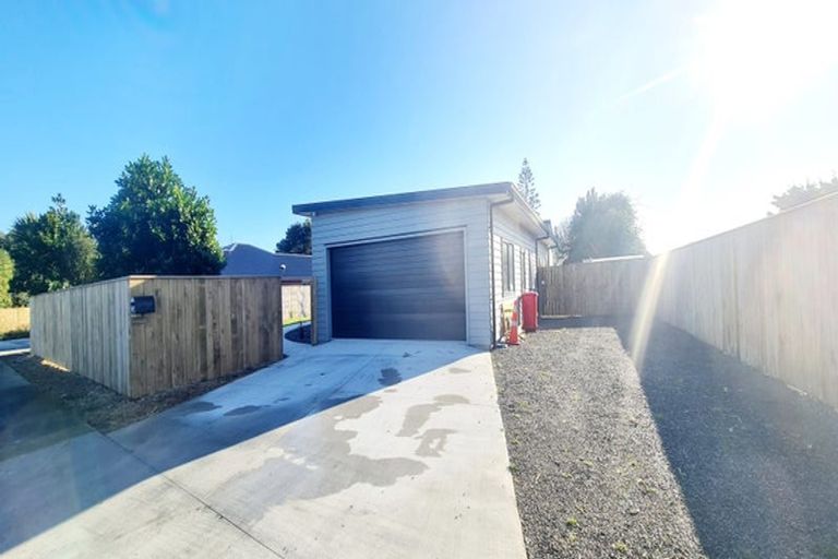 Photo of property in 100 Atkinson Avenue, Otaki Beach, Otaki, 5512