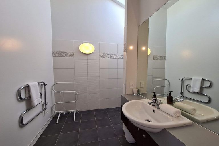 Photo of property in 9 Dwyer Place, Lake Tekapo, 7999