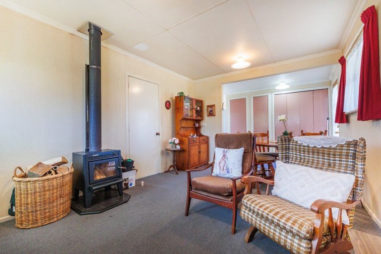 Photo of property in 24 Criterion Street, Bulls, 4818