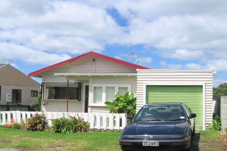 Photo of property in 19 Pacific Road, Waihi Beach, 3611