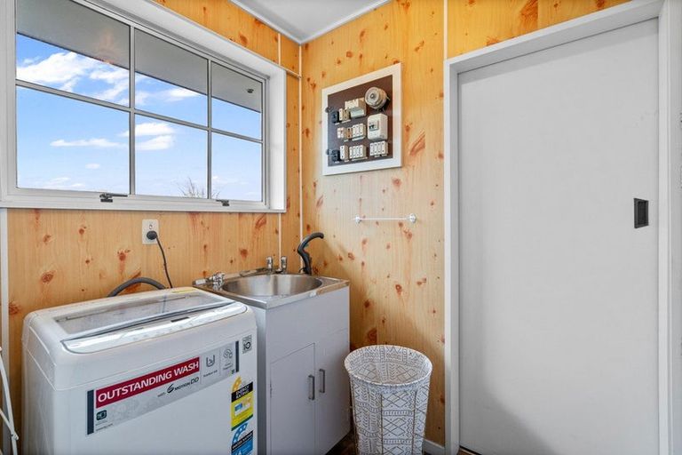 Photo of property in 1 Devon Street, Gore, 9710