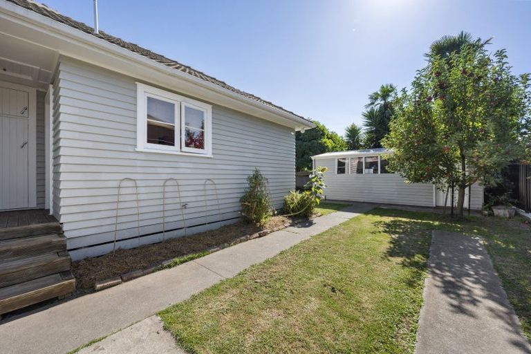 Photo of property in 900 Clive Street, Akina, Hastings, 4122