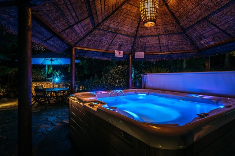 Photo of property in 27-29 Te Toki Road, Ostend, Waiheke Island, 1081