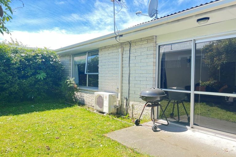 Photo of property in 4/24 Oxley Avenue, St Albans, Christchurch, 8014