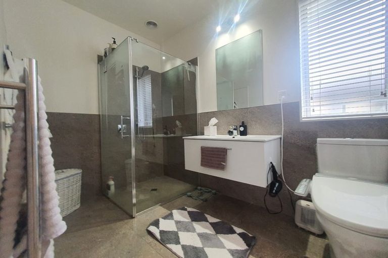 Photo of property in 5 Howden Lane, Golflands, Auckland, 2013