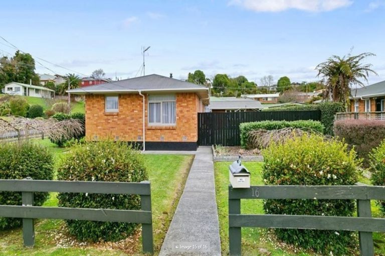 Photo of property in 16 Little Street, Tirau, 3410