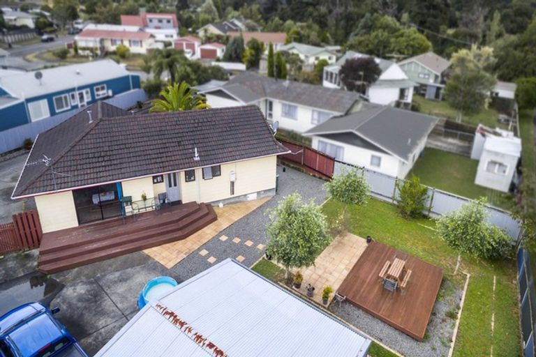 Photo of property in 3b Wyoming Grove, Totara Park, Upper Hutt, 5018