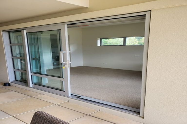 Photo of property in 14 Cooper Road, Stanmore Bay, Whangaparaoa, 0932