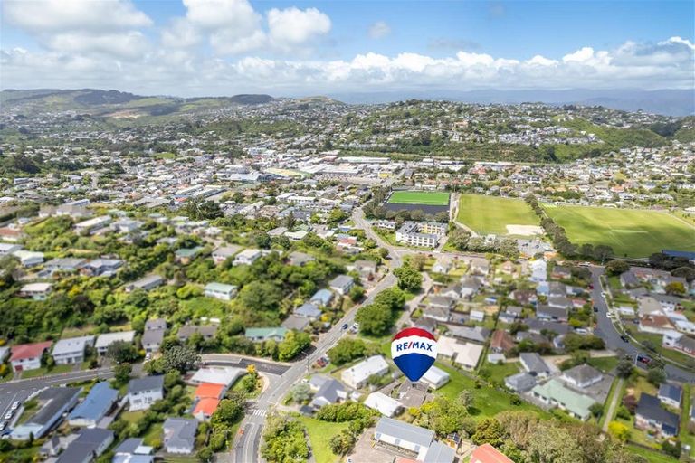 Photo of property in 93a Broderick Road, Johnsonville, Wellington, 6037