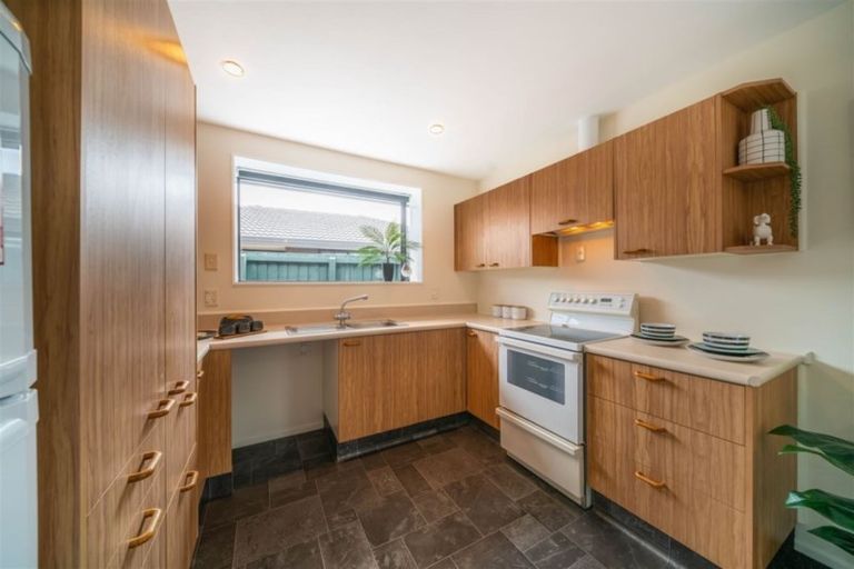 Photo of property in 4b Coppell Place, Hillmorton, Christchurch, 8025