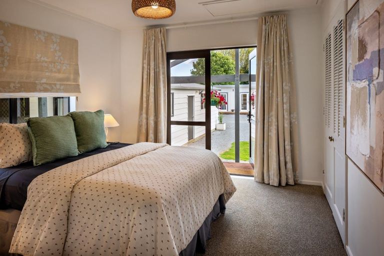 Photo of property in 28 Horotane Valley Road, Heathcote Valley, Christchurch, 8022