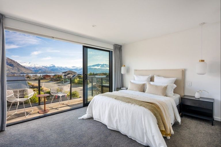 Photo of property in 251 Aubrey Road, Wanaka, 9305