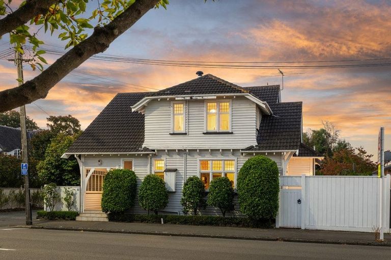 Photo of property in 47 Holmwood Road, Merivale, Christchurch, 8014