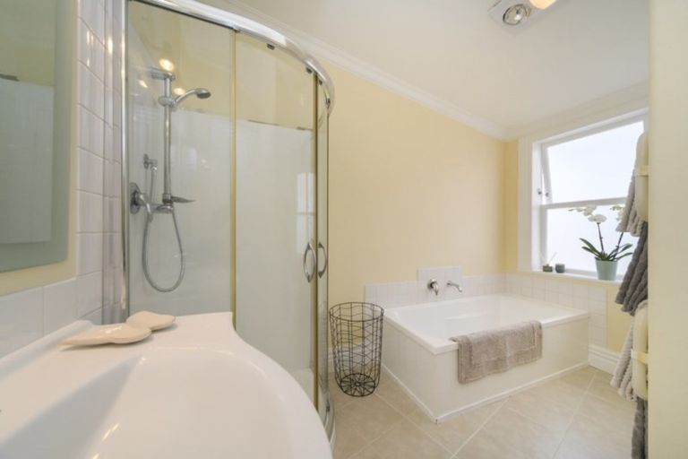 Photo of property in 161 Bridge Street, Bulls, 4818