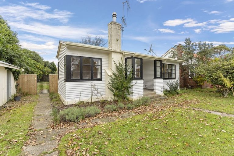 Photo of property in 4 Nathan Place, West End, Palmerston North, 4412