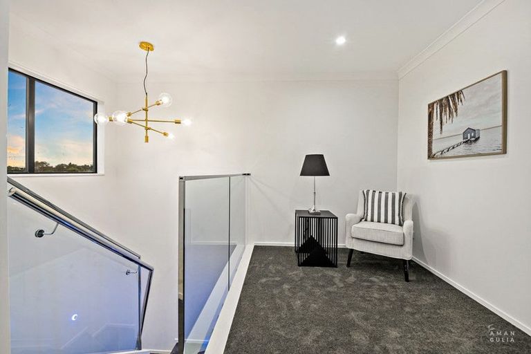 Photo of property in 75 Titirangi Road, New Lynn, Auckland, 0600