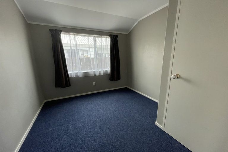 Photo of property in 2/815 Lawrence Street, Akina, Hastings, 4122