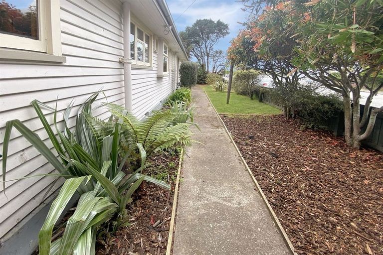 Photo of property in 44 Stoke Street, Sumner, Christchurch, 8081