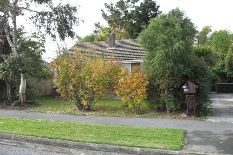 Photo of property in 32 Oakland Street, Northcote, Christchurch, 8052
