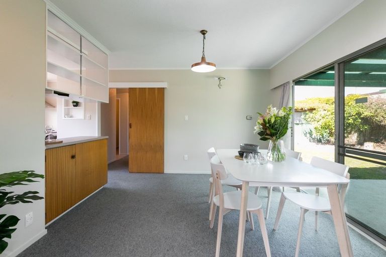 Photo of property in 7a Weathers Place, Taradale, Napier, 4112