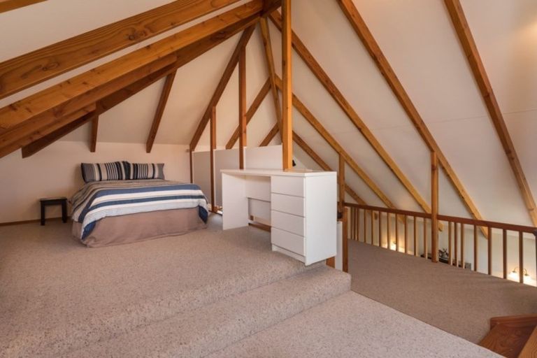 Photo of property in 18 Moana View Road, Waikawa, Picton, 7220