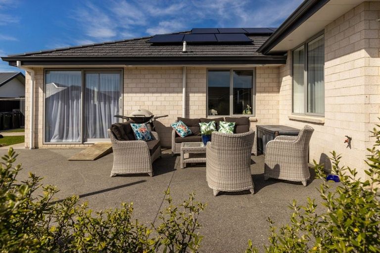 Photo of property in 18 Rose Manor Drive, Springlands, Blenheim, 7201
