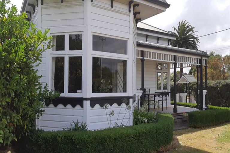 Photo of property in 62 Strasbourge Street, Martinborough, 5711