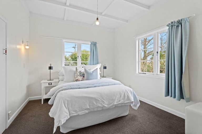 Photo of property in 21 Waiatarua Road, Remuera, Auckland, 1050