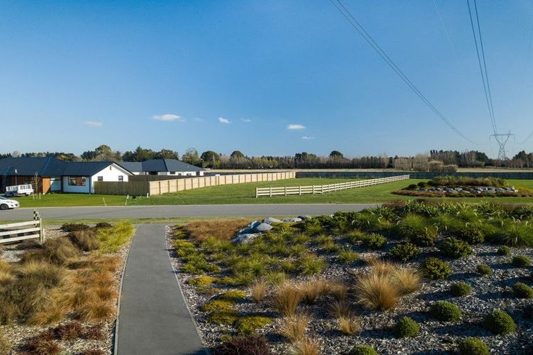 Photo of property in 44 Kingsdowne Drive, West Melton, 7618