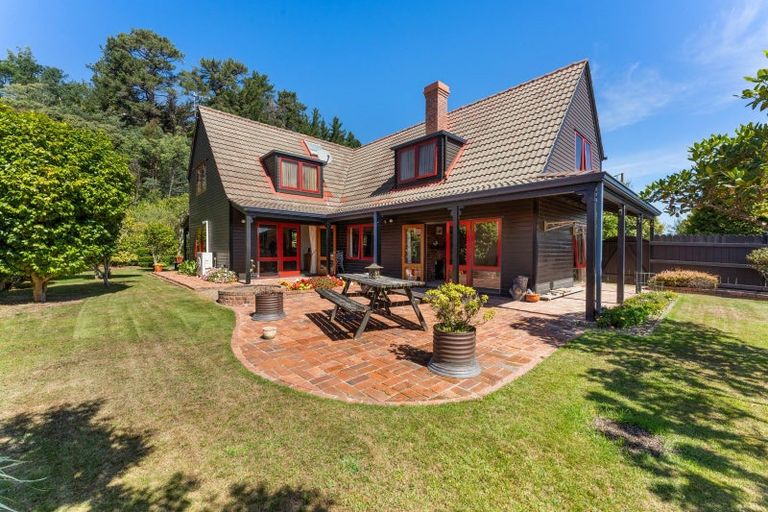 Photo of property in 14 Hamerton Street, Naenae, Lower Hutt, 5011