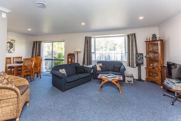 Photo of property in 67a Simpson Road, Papamoa Beach, Papamoa, 3118