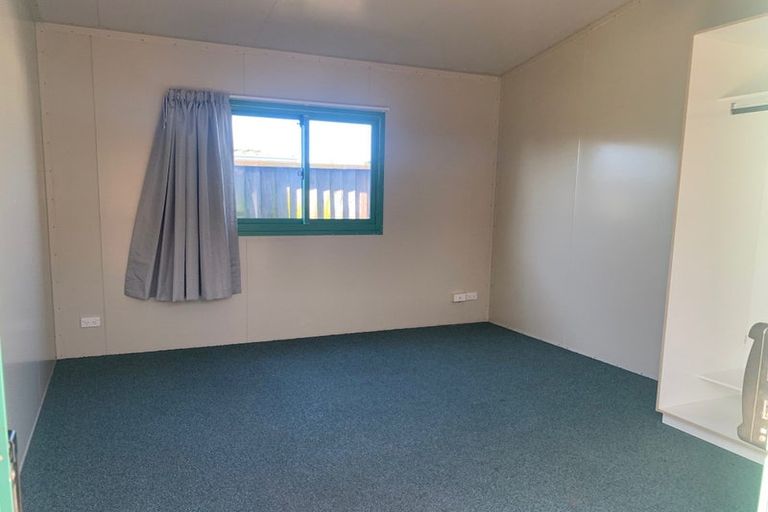 Photo of property in 8a Newnham Terrace, Upper Riccarton, Christchurch, 8041