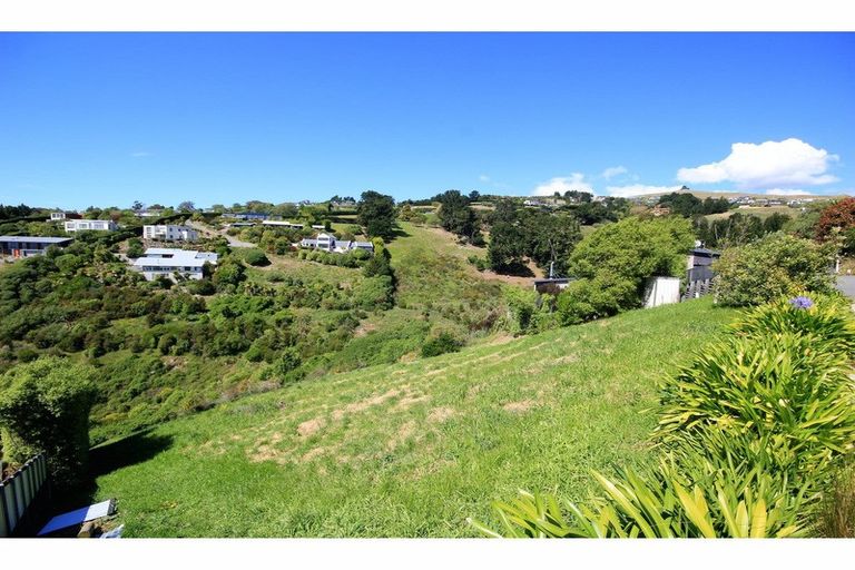 Photo of property in 15 Law Lane, Mount Pleasant, Christchurch, 8081