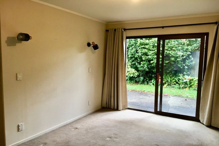 Photo of property in 2b Braemar Road, Castor Bay, Auckland, 0620